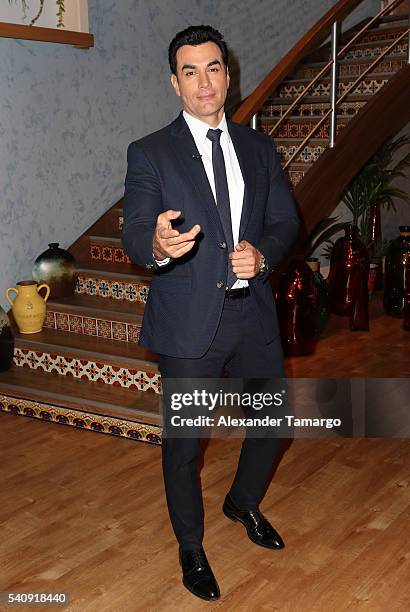 David Zepeda is seen on the set of 'Despierta America' at Univision Studios on June 17, 2016 in Miami, Florida.