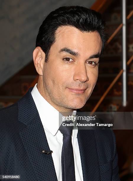 David Zepeda is seen on the set of 'Despierta America' at Univision Studios on June 17, 2016 in Miami, Florida.