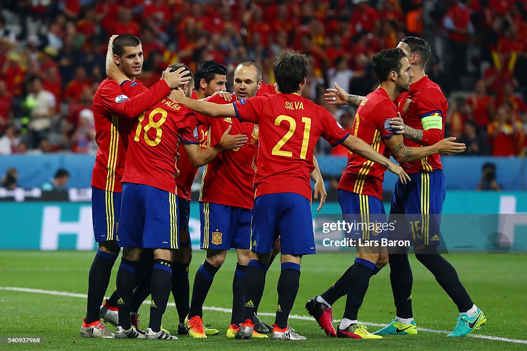 Spain v Turkey - Group D: UEFA Euro 2016