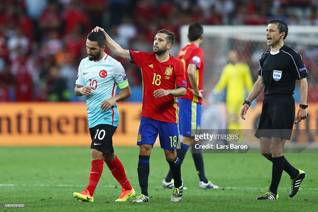 Spain v Turkey - Group D: UEFA Euro 2016