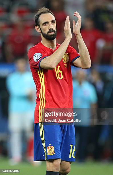 Juanfran of Spain celebrates the victory following the UEFA EURO 2016 Group D match between Spain and Turkey at Allianz Riviera Stadium on June 17,...