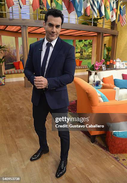 David Zepeda is seen on the set of 'Despierta America' at Univision Studios on June 17, 2016 in Miami, Florida.
