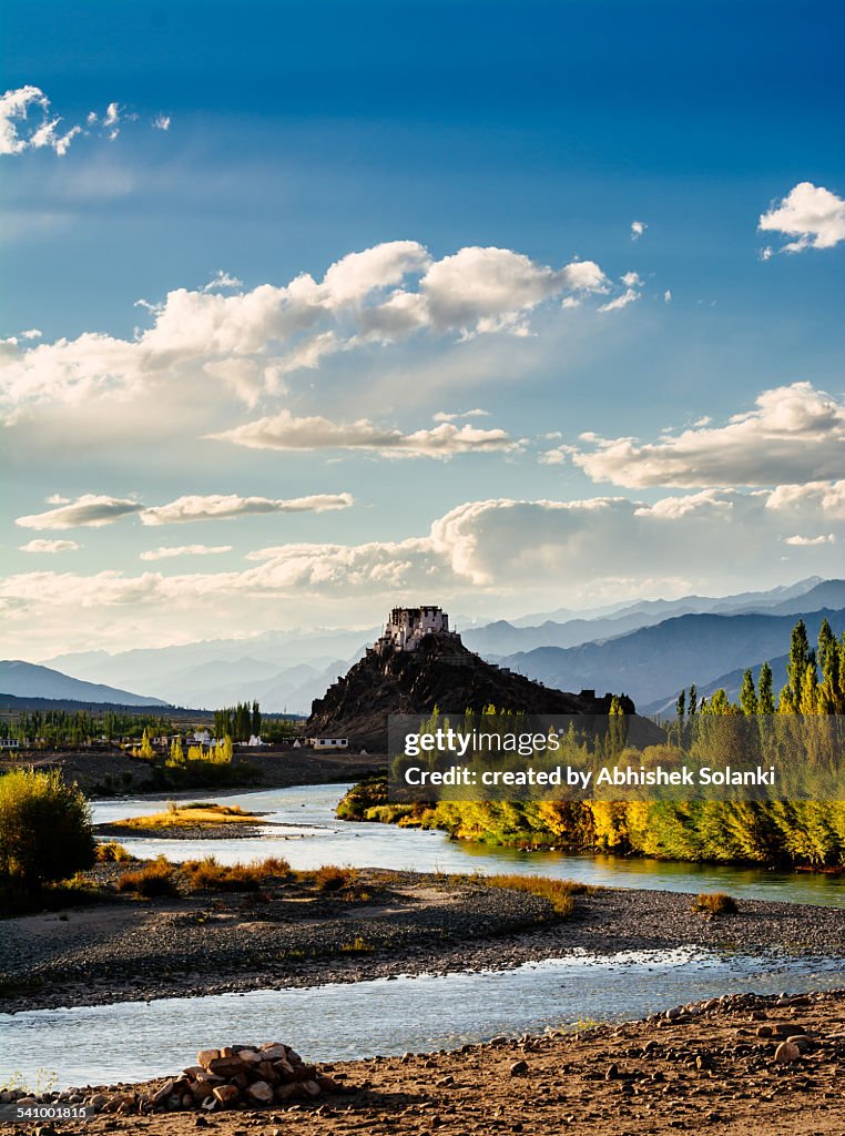 Satkna monastery