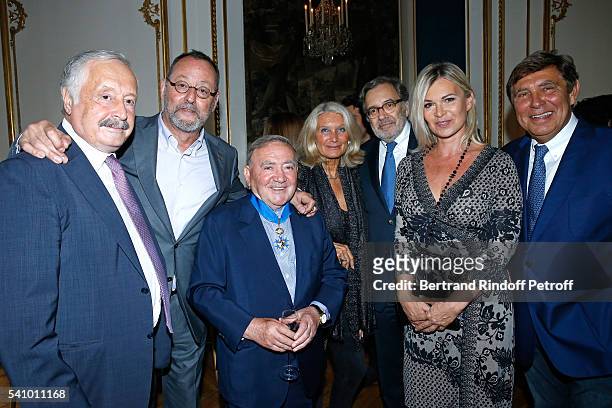 Ambassador of Armenia, Viguen Tchitetchian, Jean Reno, Levon Sayan, Evelyn Jarre, President of TF1 Nonce Paolini, Catherine Falgayrac and Jean-Pierre...