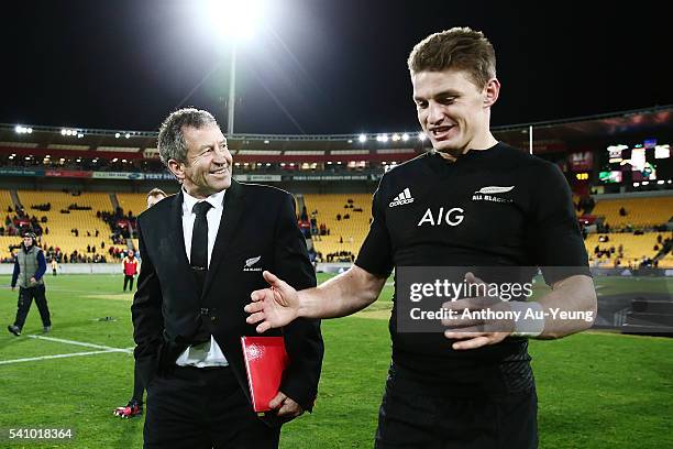 Assistant Coach Wayne Smith of New Zealand talks to Beauden Barrett after the International Test match between the New Zealand All Blacks and Wales...