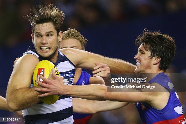 AFL Rd 13 - Western Bulldogs v Geelong AFL Rd 13 - Western Bulldogs v Geelong