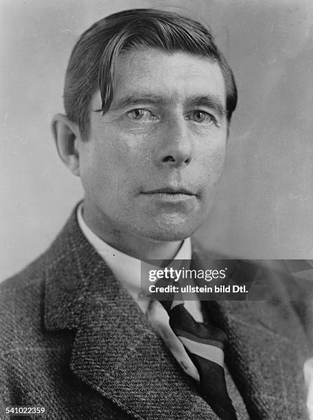 Knud Rasmunssen 190 Knud Rasmussen Stock Photos, High-Res Pictures, and Images - Getty ...