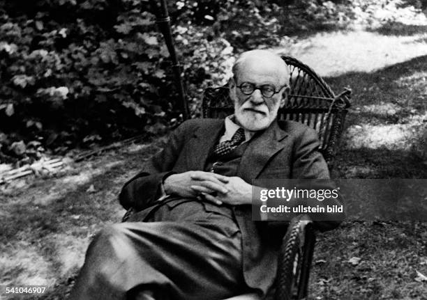 Freud, Sigmund *1856-1939+Psychater, A- in der Strassergasse1935