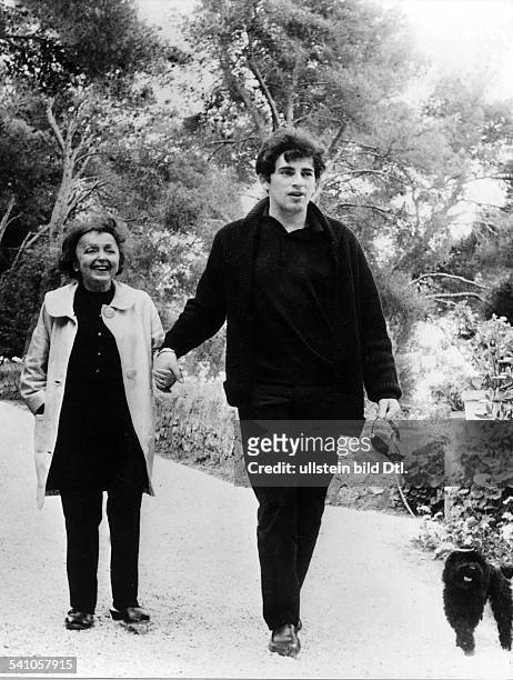 Edith Piaf*19.12..1963+Cabaret singer, Francewith her 2nd husband Théo Sarapo shortly before her death