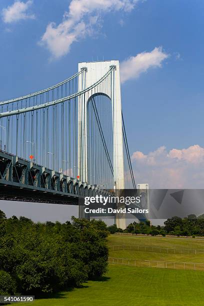 verrazano-narrows bridge connecting staten island and brooklyn - staten island stock pictures, royalty-free photos & images