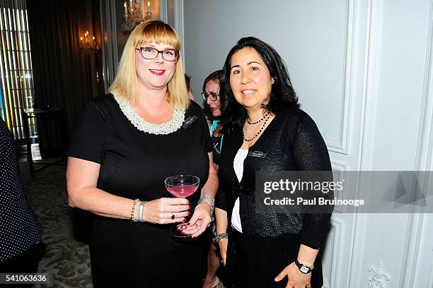 Lisa Allison Roth Roth's Sister Lifestylist Photos and Premium High Res Pictures - Getty Images