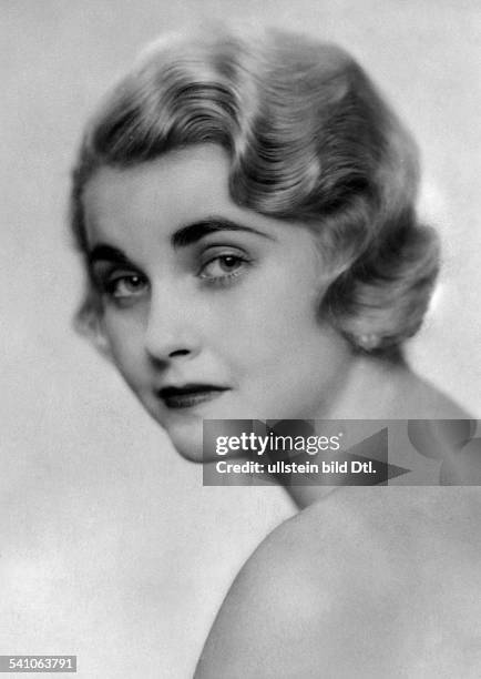 218 Barbara Hutton Photos Stock Photos, HighRes Pictures, and Images