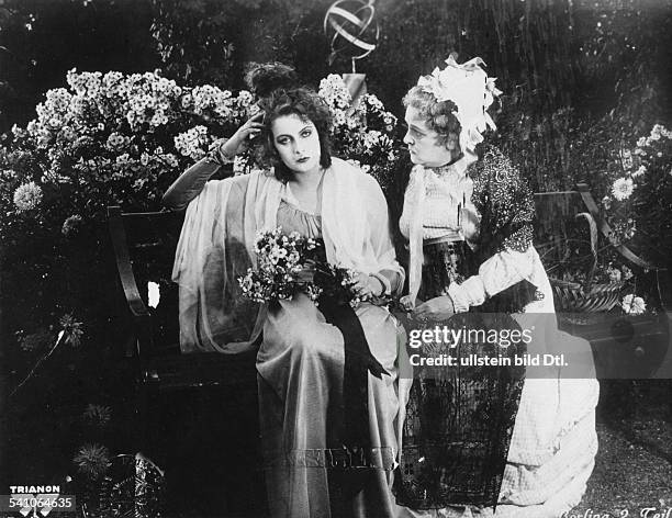 Garbo, Greta - Actress, Sweden - *-+ in the film 'The Story of Goesta Berling' Directed by: Mauritz Stiller Sweden 1924 Film Production: Svensk...