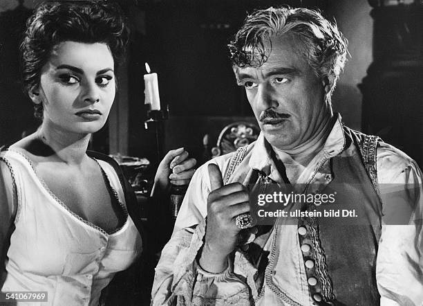 Loren, Sophia - Actress, Italy - *- Scene from the movie 'La bella mugnaia'' with Vittorio de sica Directed by: Mario Camerini Italy 1955 Produced...