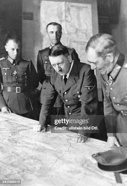 Sd Hitler Politiker, NSDAP, D- im Hauptquartier der Heeresgruppe Südin Poltawa ...