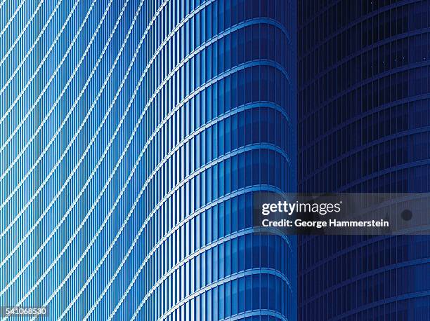 abu dhabi building facade - city fasade photo stock-fotos und bilder