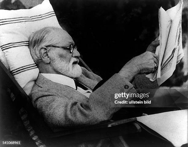 Wissenschaftler, Psychoanalytiker, ÖsterreichPorträt- 1932