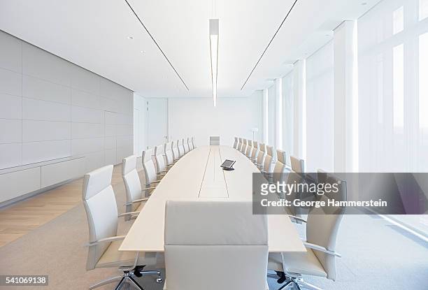 modern conference room - sala conferenze foto e immagini stock