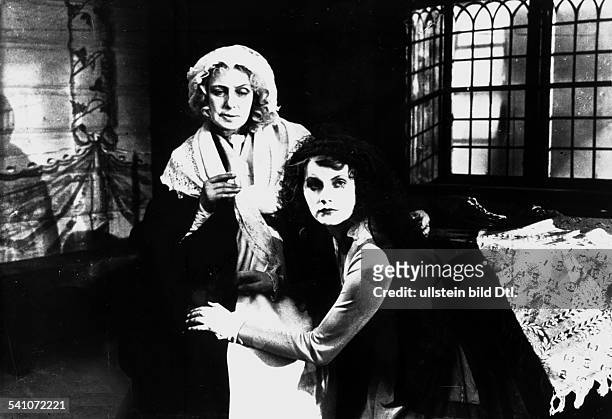 Garbo, Greta - Actress, Sweden - *-+ in the film 'The Story of Goesta Berling' Directed by: Mauritz Stiller Sweden 1924 Film Production: Svensk...