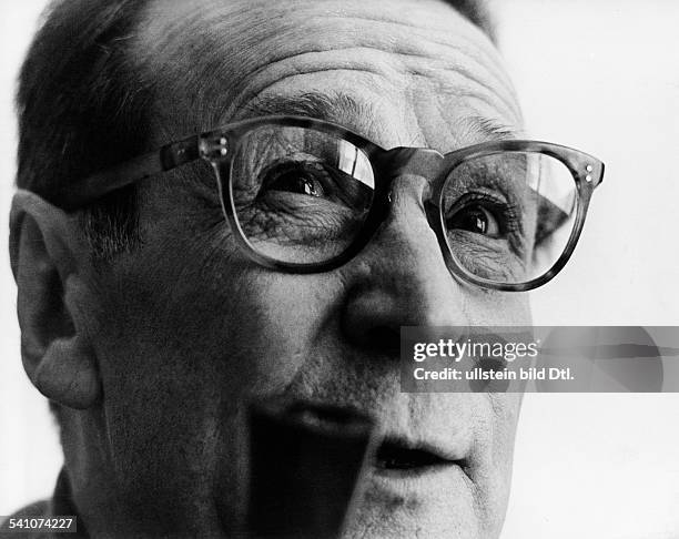 Simenon, Georges *13.02..1989+Schriftsteller, Belgien- um 1966