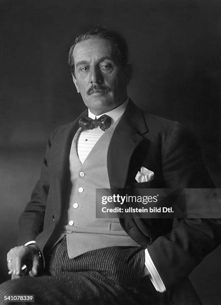 Puccini, Giacomo *22.12.1858-+Komponist, Italien- Halbportrait- 1921Foto: Willinger