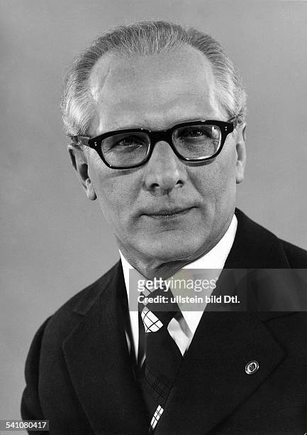 Politiker, SED; DDRErster Sekretär des ZK der SED 1971-1989Staatsratsvorsitzender 1976-1989Porträt- 1976