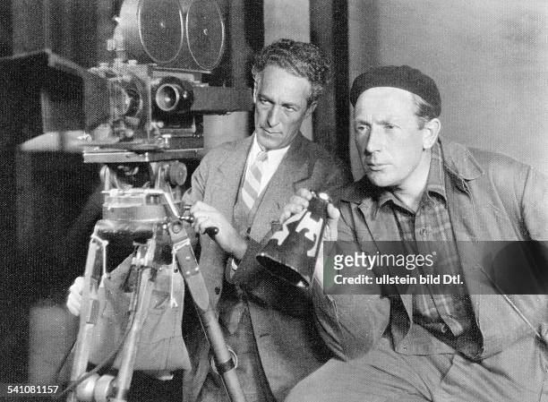 Murnau, Friedrich Wilhelm - Film director, Germany - *28.12.1888-+ with cameraman Ernest Palmer - 1928 Vintage property of ullstein bild