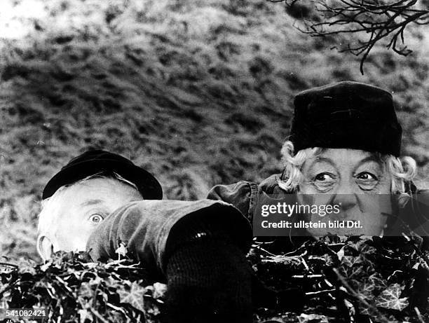 Rutherford, Margaret - Actress, Great Britain - *11.05.1892-+ Scene from the movie 'Murder She Said'' Directed by: George Pollock Great Britain 1961...