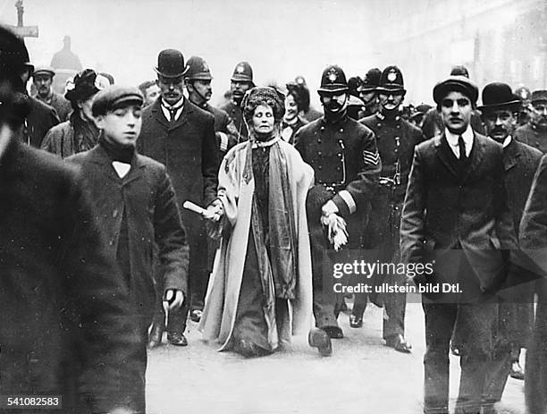 Emmeline Pankhurst*14.07.1858-+Suffragette, Feministin, Großbritanniengründete 1889 zur Durchsetzung desFrauenwahlrechts die `Women's...