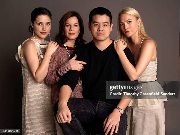 Sophia Bush, Marcia Gay Harden, Peter Som, and Sarah Wynter