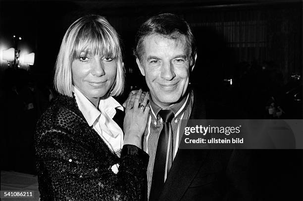 Winter, Judy *-Schauspielerin, Synchronsprecherin, D- mit ihrem Ehemann Rolf Kuehn- 1988