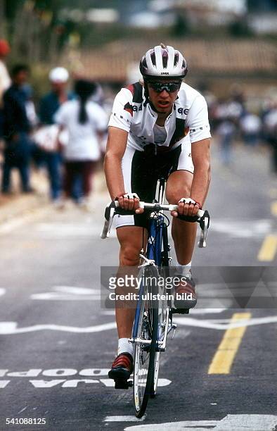 Sportler, Radrennen DStrassen-WM in Kolumbien:- im Trikot des BDR in Aktion- 1995