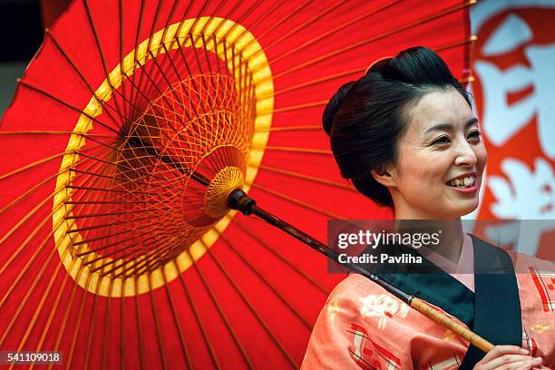 美しい日本人女性、着物を 京都,japan - edo period ストックフォトと画像