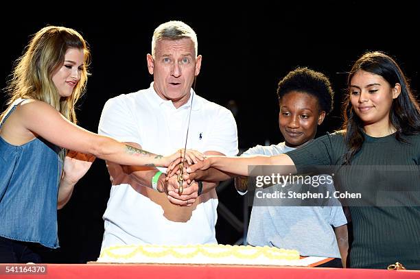 Cassadee Pope, Major General Christopher Hughes Commander U.S. Army Cadet Command and Ft. Knox, Cadet Jada Manning, and Private Stephanie Carpintero...