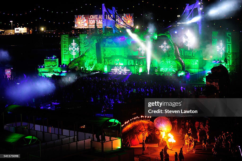 20th Annual Electric Daisy Carnival - Day 2