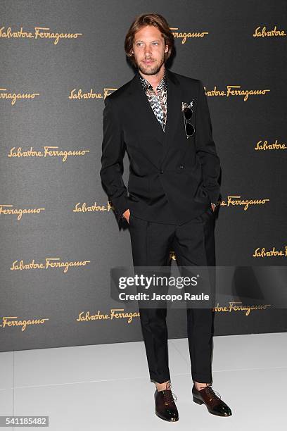 James Rousseau Model 551 James Rousseau Photos & High Res Pictures - Getty Images