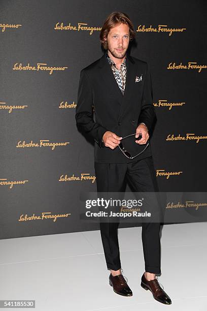 James Rousseau Model 551 James Rousseau Photos & High Res Pictures - Getty Images