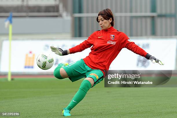 Sakiko Ikeda of Urawa Reds warms up during the Nadeshiko League Cup Group B match between Urawa Red Diamonds Ladies and Albirex Niigata Ladies at...