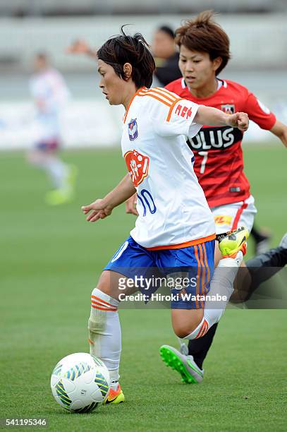 Megumi Kamionobe of Albirex Niigata in aciton during the Nadeshiko League Cup Group B match between Urawa Red Diamonds Ladies and Albirex Niigata...