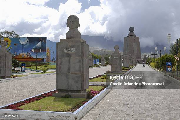 equator monument - equator line bildbanksfoton och bilder