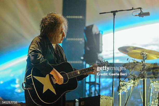 Robert Smith of The Cure performs live at Centre Bell on June 14, 2016 in Montreal, Canada.