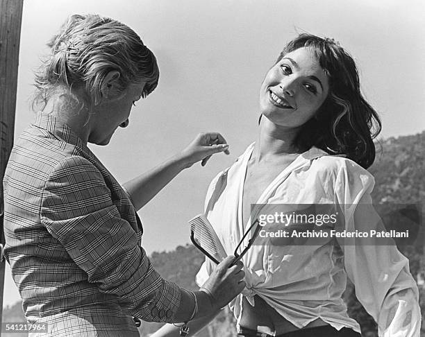 Elsa Martinelli during a cover shoot for the Italian weekly magazine "Le Ore".