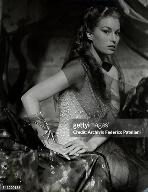 Silvana Mangano is Circe in "Ulisse", a film directed by Mario Camerini with Kirk Douglas in the title role of Ulysses.