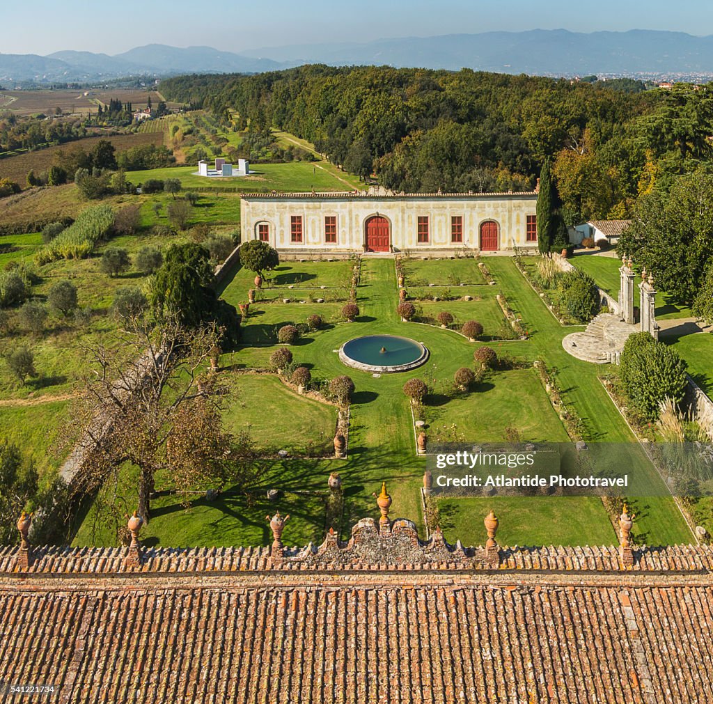 Villa Medicea La Magia