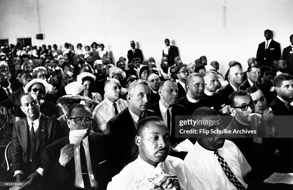 King at Funeral of Medgar Evers