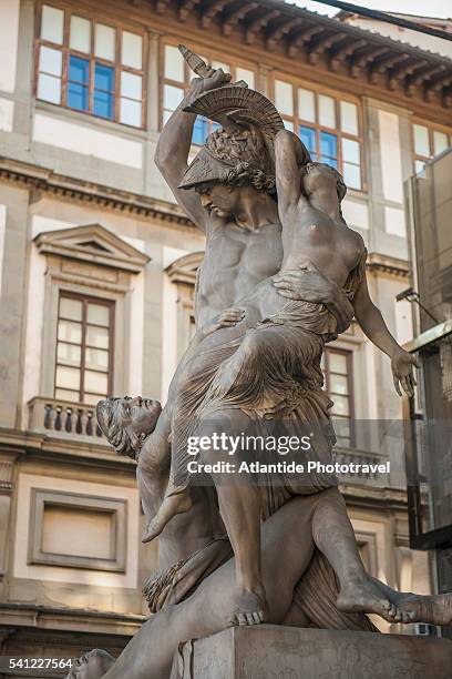 piazza signoria, loggia dei lanzi, gruppo di polissena by pio fedi - foto di gruppo - fotografias e filmes do acervo