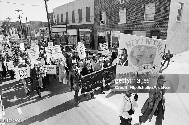 Full Employment Rights Full & Fair Employment Photos and Premium High Res Pictures - Getty Images