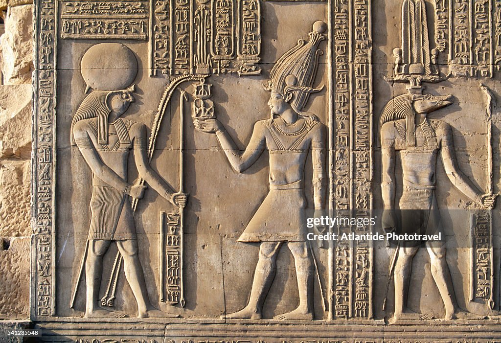 Wallpaper Mural Relief Sculpture at Kom Ombo Temple