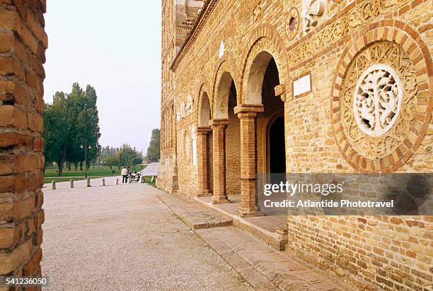 arcade at pomposa abbey - codigoro stock pictures, royalty-free photos & images
