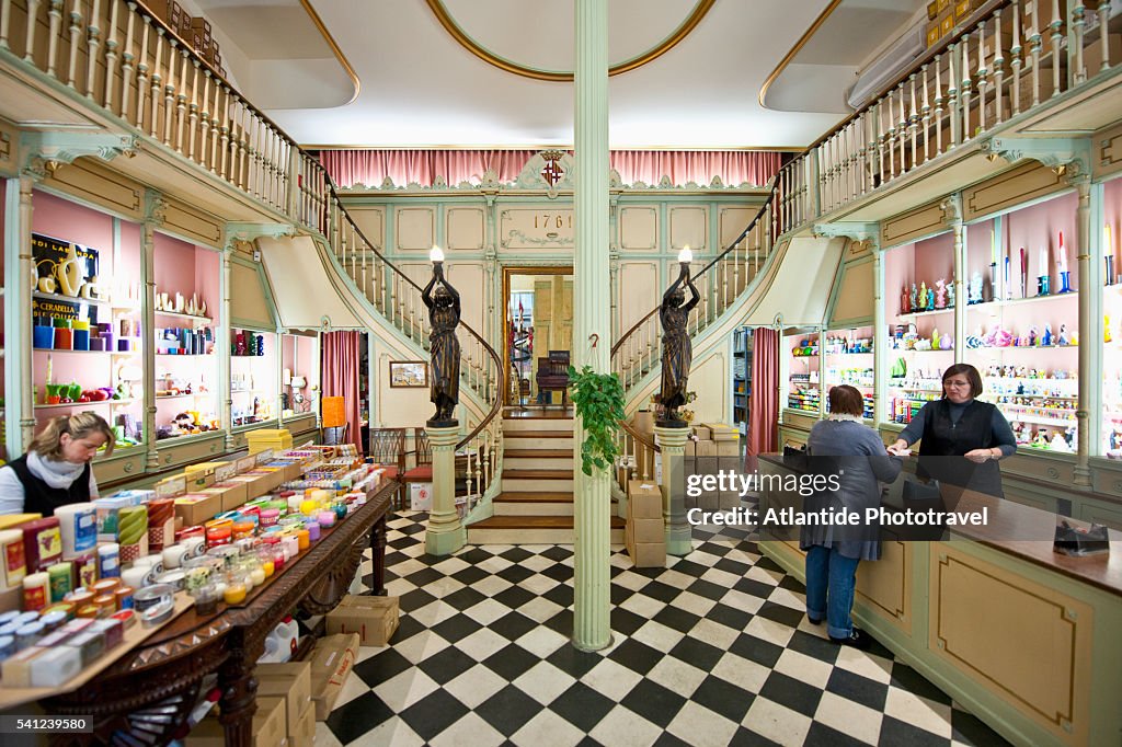 Subira Cereria (wax and candles shop) calle Llibreteria